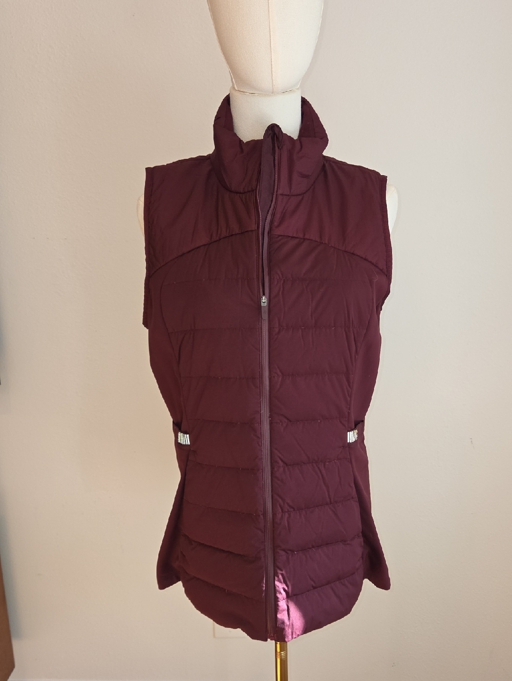 lululemon athletica Quilted Sleeveless Vest in Burgundy